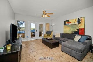 Villa 1104 - Great Lake View with a king bed - 8