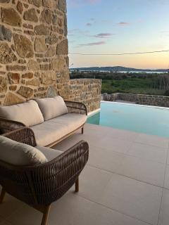 Rea's Luxury Suite Gialova - 0