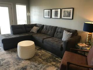 VILLA 3115 - 22 Lakefront Condo at Island Resort - 3