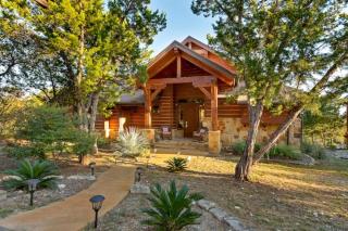 Southern Charm on the Lake The Hollows access to amenities! - 4