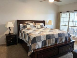 Loving the Views! All Island on Lake Travis Amenities Luxury Vacation spot - 8