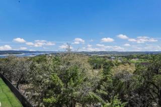 Inviting Villa at Hollows - Lake Views 4 Pools - 3