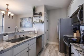 Inviting Villa at Hollows - Lake Views 4 Pools - 1