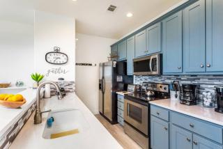 Updated Villa at Hollows - Lake Views 4 Pools - 8