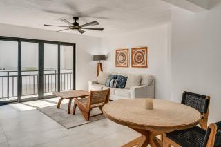 Contemporary 2BR Oasis Near Camarones Beach & Malecón - 4