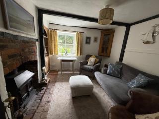 Daisy Cottage - 8
