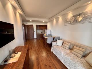 Dreamland Oasis one bedroom apartment Floor 3 Block 10 - 8