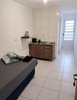 Suite Moderno proximo centro e aeroporto - 0