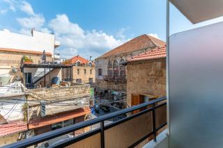 Cove 1-BR Apartment In Batroun Old Souks - 3