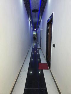 Hotel Ajeet palace inn - 9