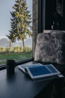 Nuit insolite haute savoie - Unik Lodges Annecy - L'étoile - Hébergement insolite avec vue montagne et piscine privée chauffée - 3