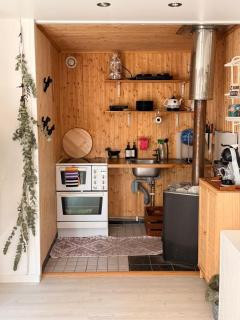 Tiny house at Enhrna - 8
