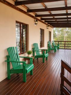 The Upper Deck Apartment - 2