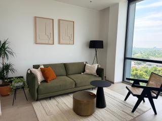 Pinnacle WoHo Sea View Apartment - 7