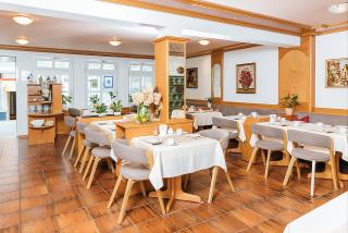 Hotel Garni Brugger - 8