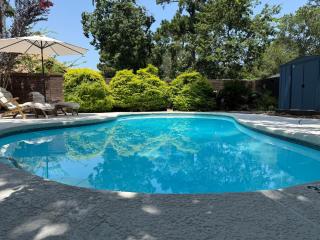 The Cape & Country Pool House - 8