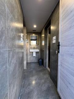 Reef Farm and Chalet - 9