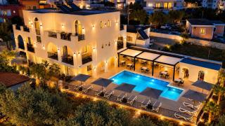 Abelia Hotel - 1