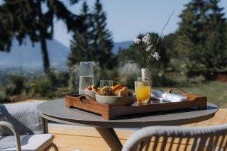 Nuit insolite haute savoie - Unik Lodges Annecy - Aurore - Hébergement insolite avec vue montagne et spa privé - 7