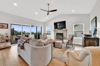 Stunner with Lake Mountain Views and Private Hot Tub - 4
