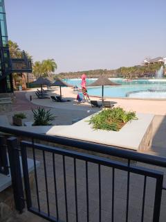 Luxury Lagoon Apartment - 6