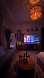 شقة فاخرة و انيقة بدخول ذكي - 6