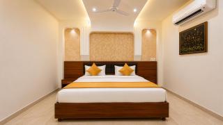 Hotel Paradise International by JMD Group - 3