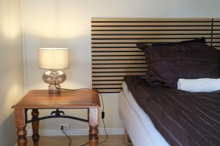 Centrally located, 3 bedrooms, garden, parking and fast WiFi - 8