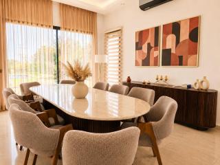 Domaine Palm Oasis Villas & Piscine 25m 6 suites 8 chambres - HomeCity Signature - 5