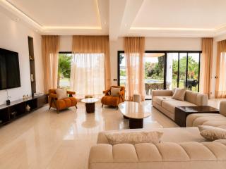 Domaine Palm Oasis Villas & Piscine 25m 6 suites 8 chambres - HomeCity Signature - 8