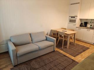 Modern Aparment - Next to Station - Self Check-in - 7