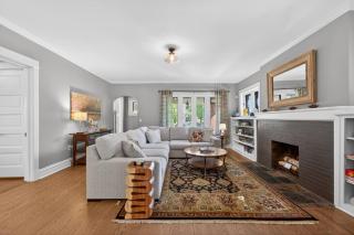 Your Chicago Retreat - 4