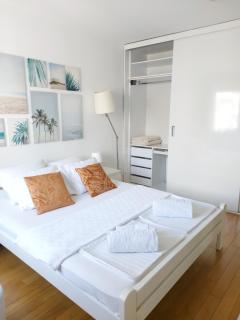 High White Apartments - 8