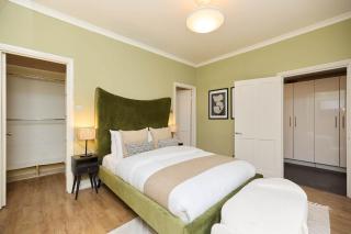 Kensington Garden Flat with Office & Outdoor Space - 7