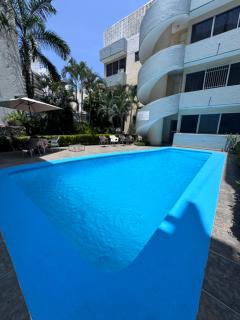 Tiki’s Penth - Acapulco - 3