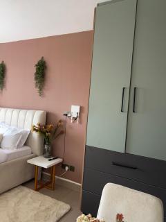 Terra Luxe Studio Mombasa road With Rooftop pool and gymn - 2