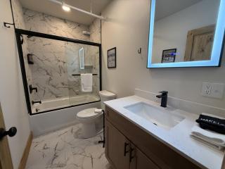 Luxury 2 Bedroom Townhome 103 - 1