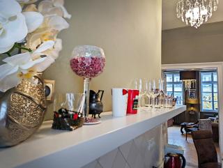 Quiet Boutique Apartment near Charles Bridge - 4