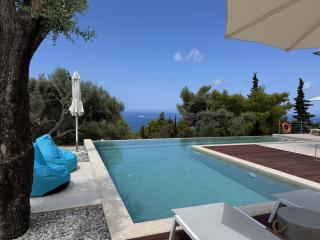 Limestone House - 3