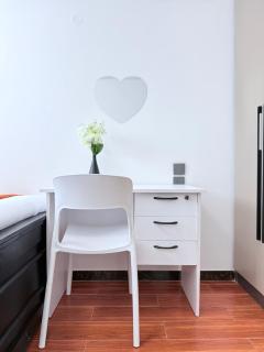 Ronae Homes 1 bedroom Apartment with a beautiful city view and free WiFi - 2