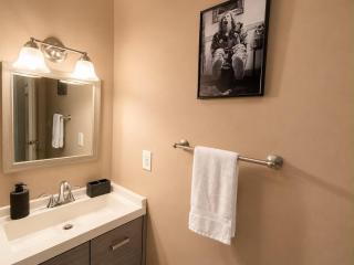 Private suite Near Dulles-Full Kitchen & Patio - 2