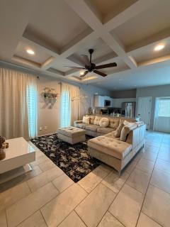 Gorgeous, Brand New 3 Bedrooms Home- Near SeaWorld & Lackland AFB - San Antonio - 4