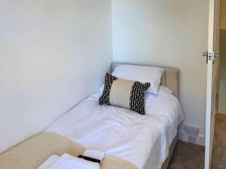 3BR Home Near Preston City Centre & M6 - 3