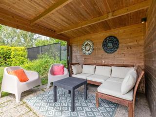 Comfort Holiday Home near Beach - 5
