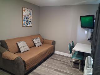 Hinton Highway Inn - 7