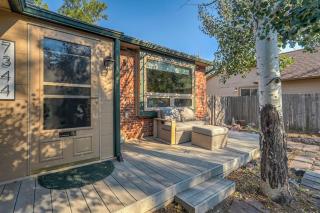 4BR with Fenced Dog Yard & Fire Pit, Sleeps 9 - 6