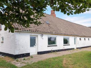 2 person holiday home in Vrå - 0