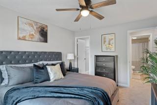Modern King Suite with Private Patio, Near Hospitals & State Fairgrounds - 9