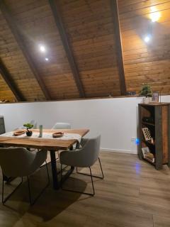 Sava A-Frames Riverfront Cabins - 6