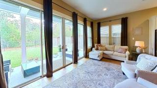 Executive Room in Spring - Near Exxon, HP, St Luke - 8